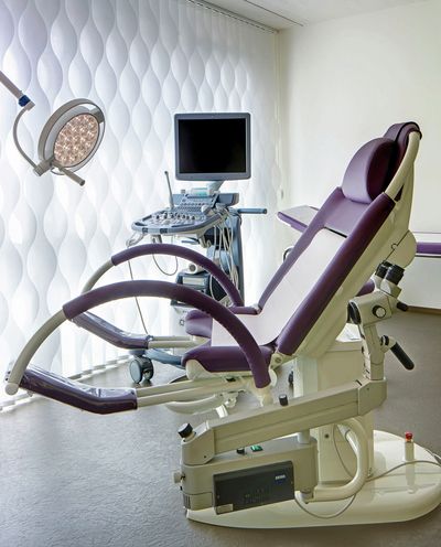 Sistemas de bandas verticales, SG 2910, Multi Visio, Room shot "Health Centre Rigi AG", Küssnacht, Switzerland, Vertical Waves