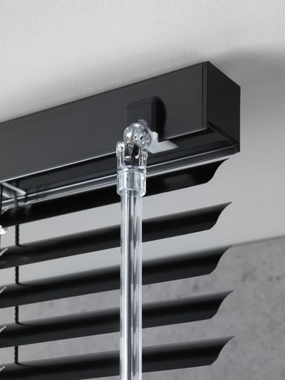 Sistemas de Venecianas, SG 8110