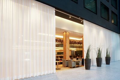 Sistemas de rieles, SG 5600, Colorama 1, Room shot "Radisson Blu Hotel", Zurich, Switzerland