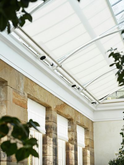 Sistemas Skylight, SG 8600, Versascreen 1-10%, The Camellia House, Wentworth, South Yorkshire, United Kingdom