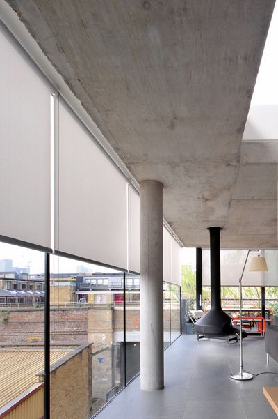Sistemas de enrollables, SG 4930, Multiscreen 1-10%, Room shot "Bateman's Row Penthouse Apartment", London, United Kingdom