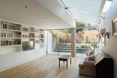 Sistemas Skylight, SG 8600, Multiscreen 1-10%, Private Residence Dunollie Road, London, United Kingdom