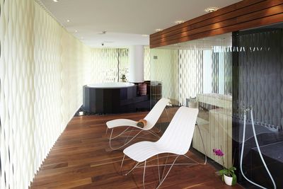 Sistemas de bandas verticales, SG 2910, Multi Visio, Room shot "Private Residence", Switzerland, Vertical Waves