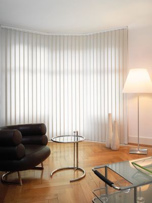 Sistemas de bandas verticales, SG 2810, Room shot "Private Residence", Bern, Switzerland