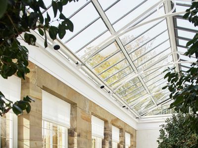 Sistemas Skylight, SG 8600, Versascreen 1-10%, The Camellia House, Wentworth, South Yorkshire, United Kingdom