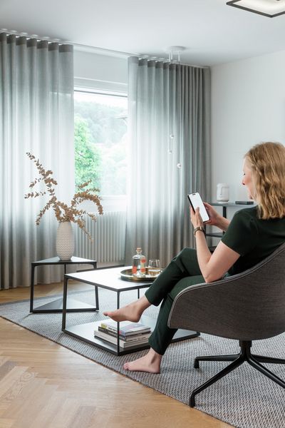 Sistemas de rieles, SG Control N, Colorama 2 Multicolour, ISP Showroom, Ostermundigen, Switzerland, Move Smart Home Hub