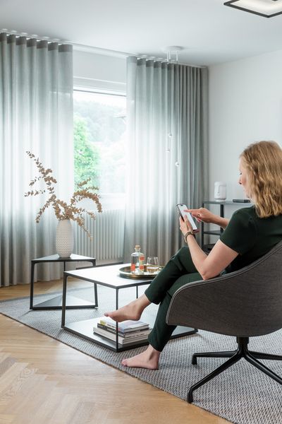 Sistemas de rieles, SG Control N, Colorama 2 Multicolour, ISP Showroom, Ostermundigen, Switzerland, Move Smart Home Hub