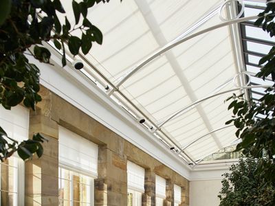 Sistemas Skylight, SG 8600, Versascreen 1-10%, The Camellia House, Wentworth, South Yorkshire, United Kingdom